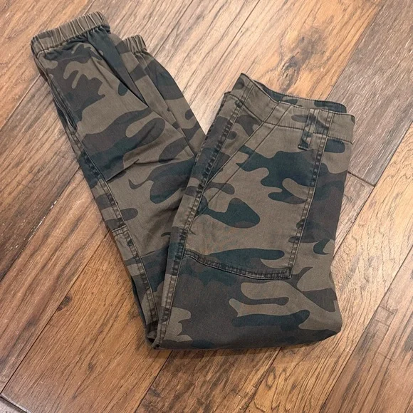 AFRM Camouflage Utility Jogger Pants in Olive & Dark Green - Picture 1 of 3